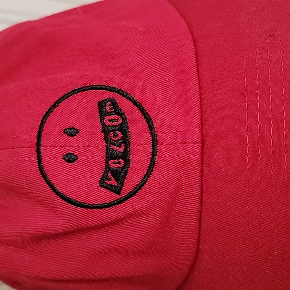 Volcom Red Hat For Men Adjustable - image 2